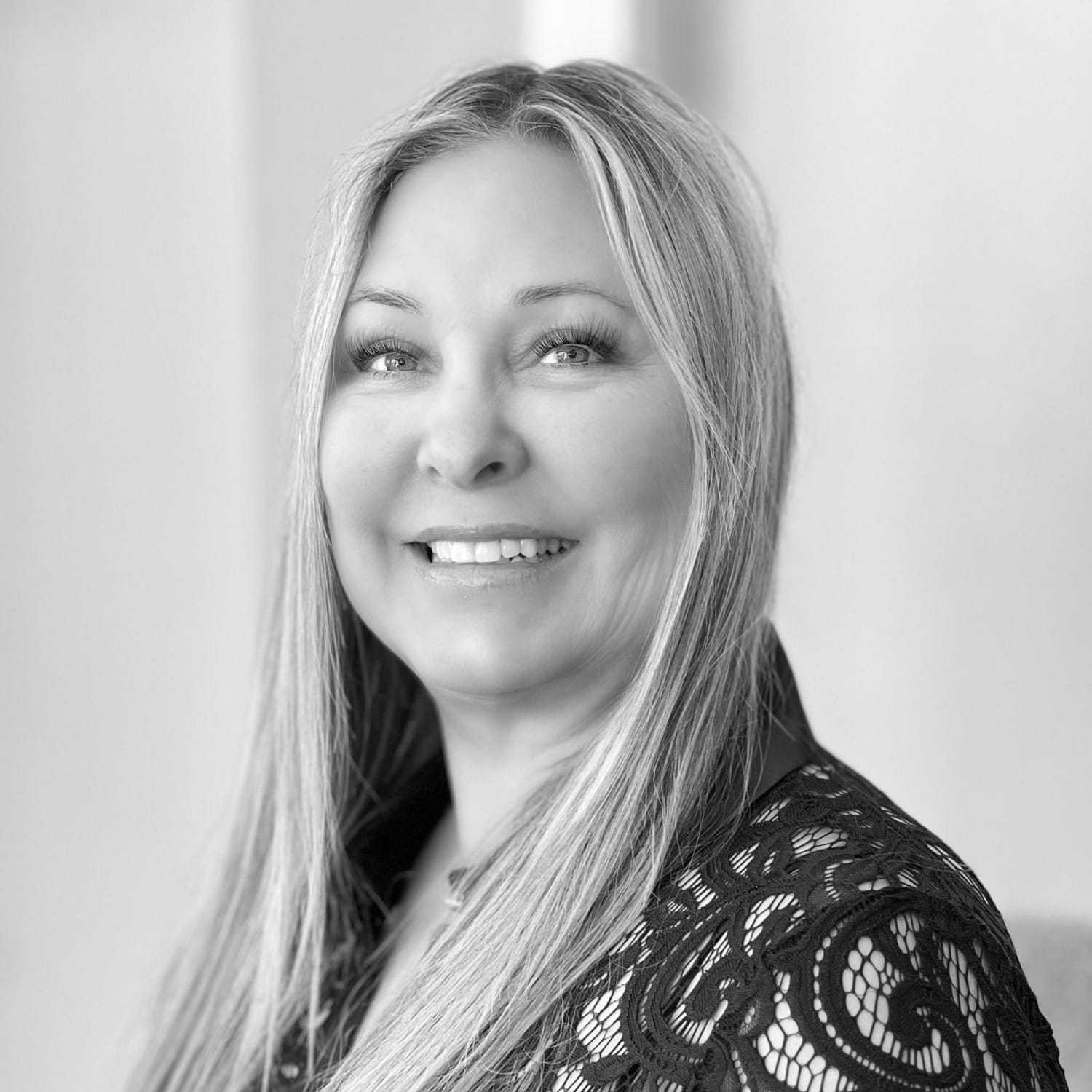 Portrait of Denise, a professional stylist at Special FX Salon & Day Spa, showcasing their expertise and style.